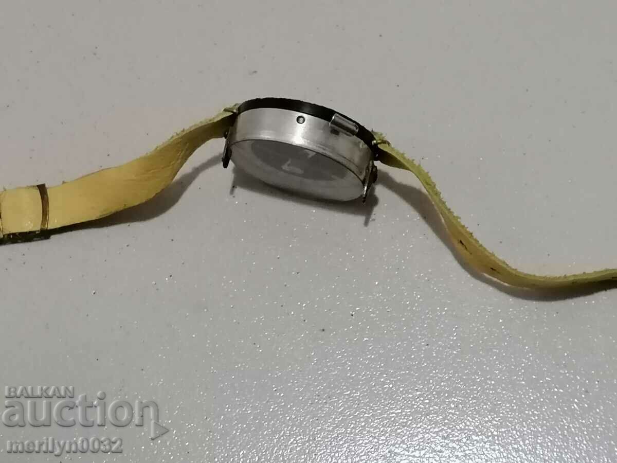 Delivery of Old army compass with Bakelite Corps, Bulgaria