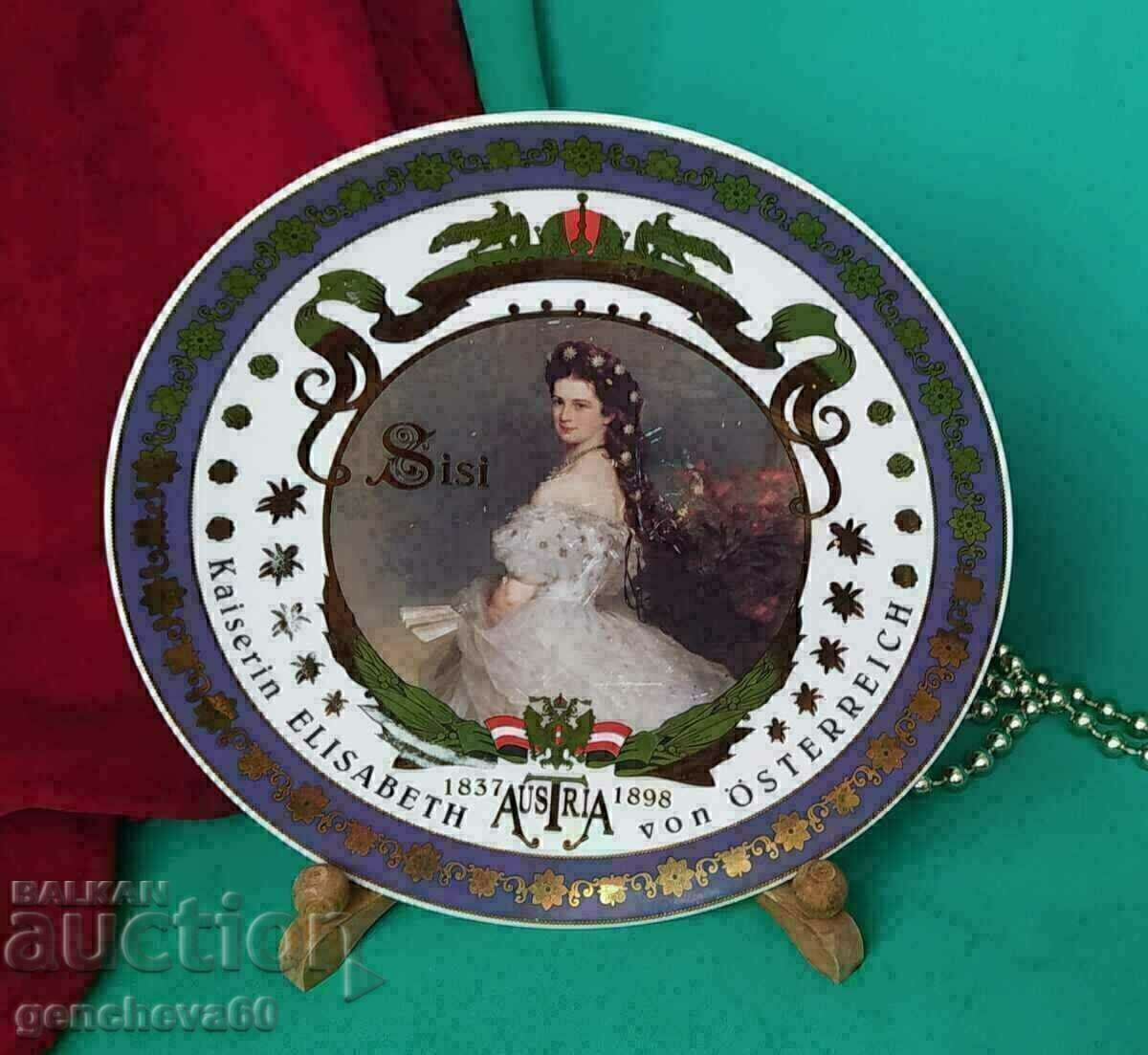 Delivery of A rare "Sissi" porcelain wall plate/mark Delivery of A rare "Sissi" porcelain wall plate/mark