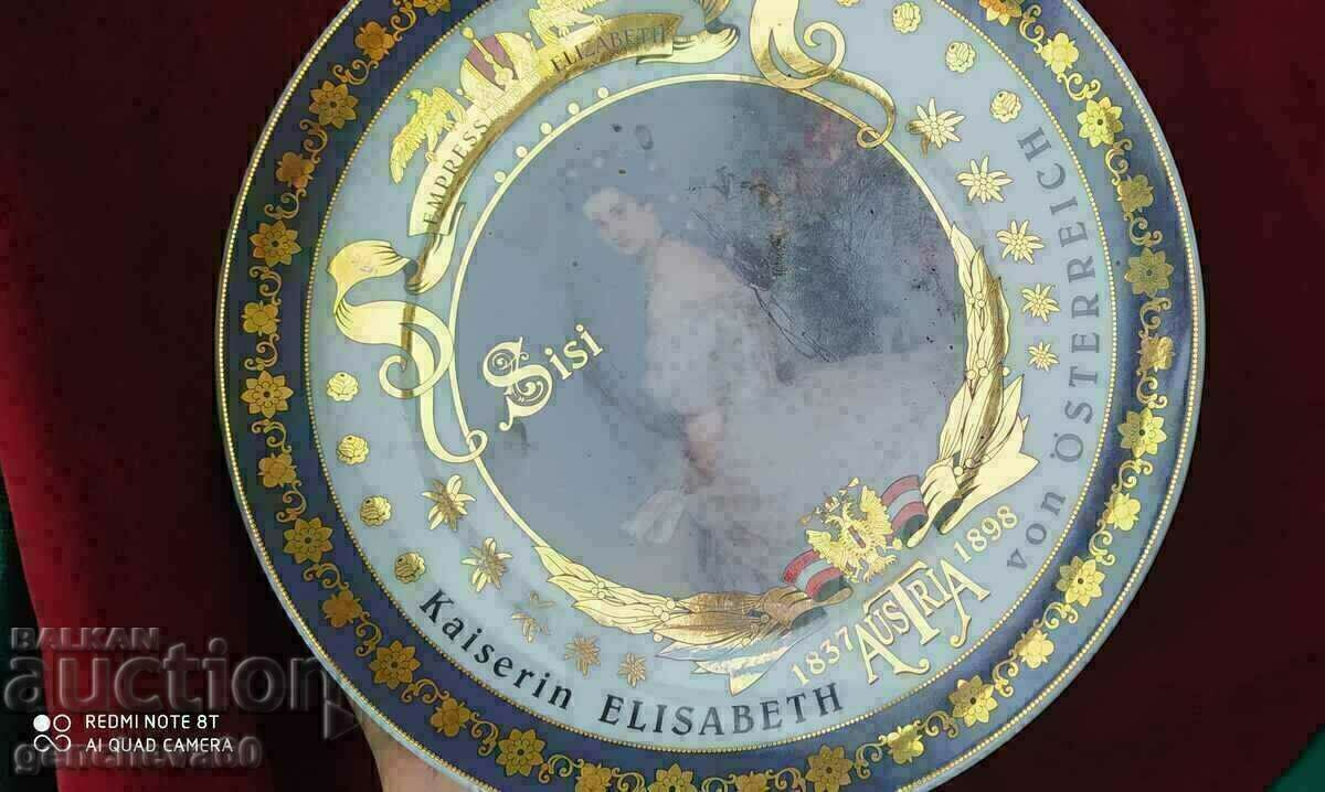A rare "Sissi" porcelain wall plate/mark - 7 A rare "Sissi" porcelain wall plate/mark - 7