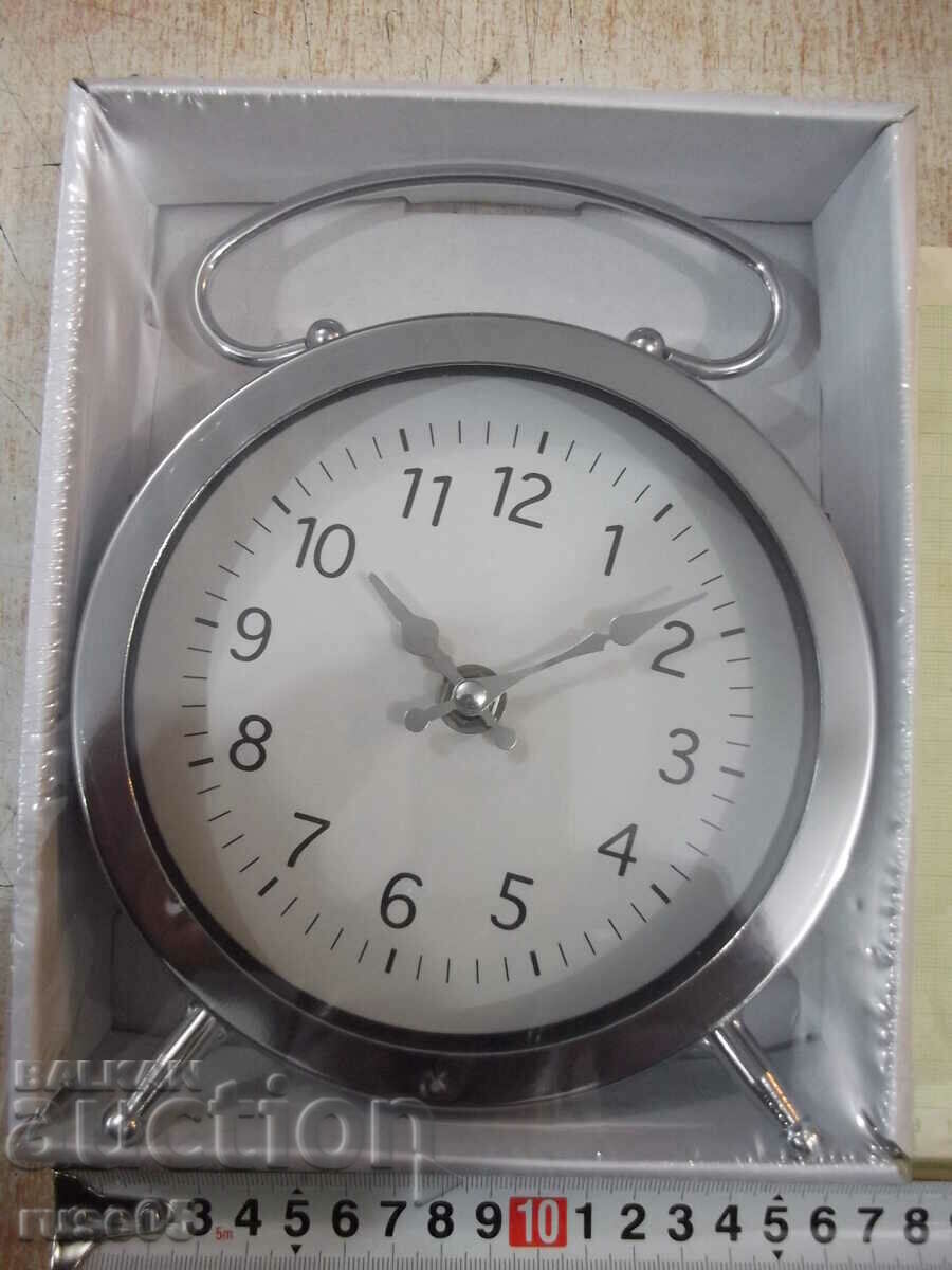 Часовник "Silver * SKU 33718902" настолен нов