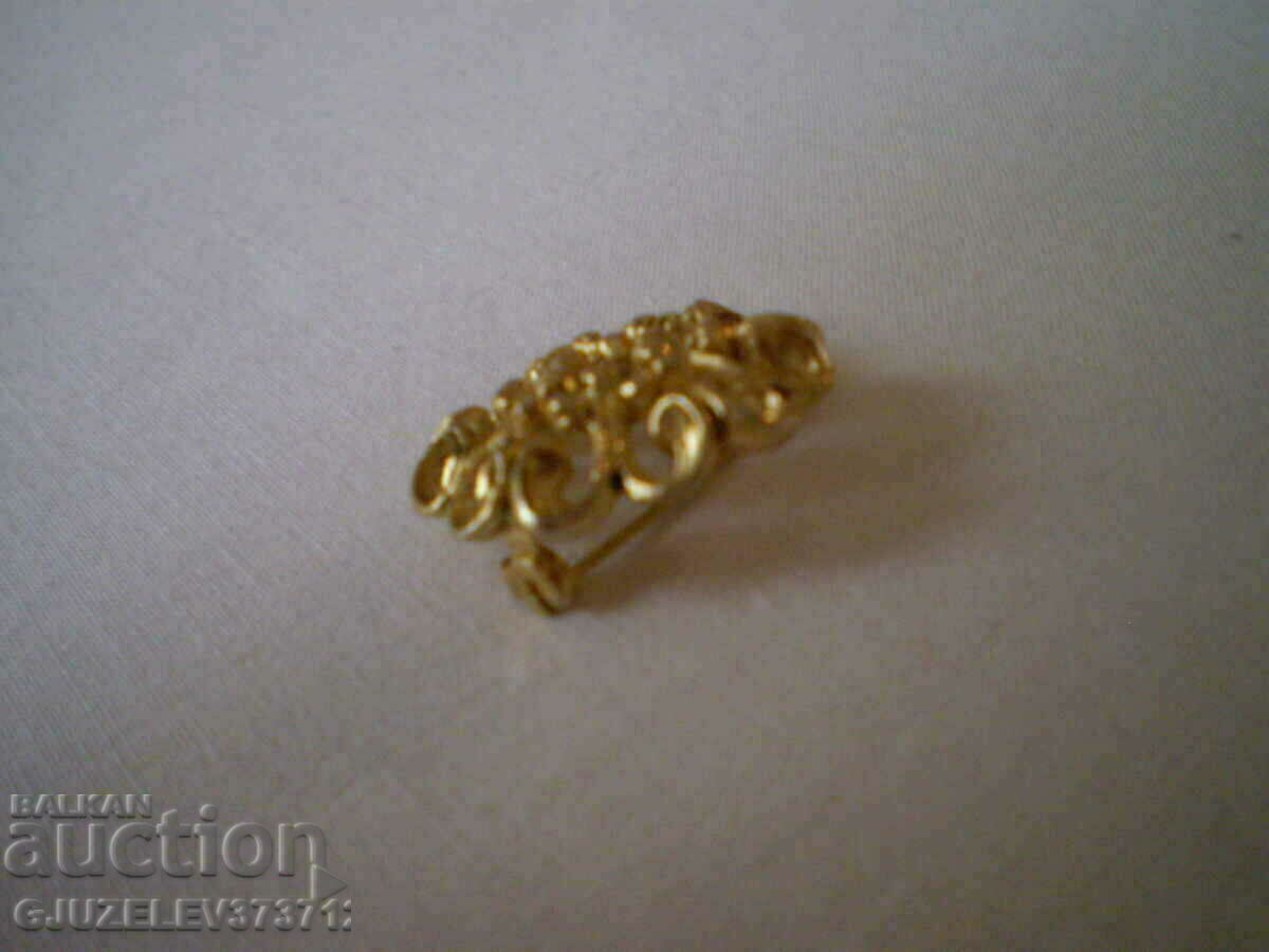 women's brooch GERMANY with price 30.00 BGN | € 15.34 women's brooch GERMANY with price 30.00 BGN | € 15.34
