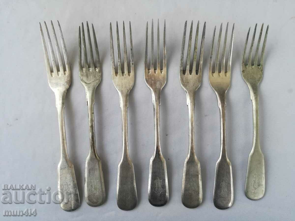 Set of silver plated cutlery