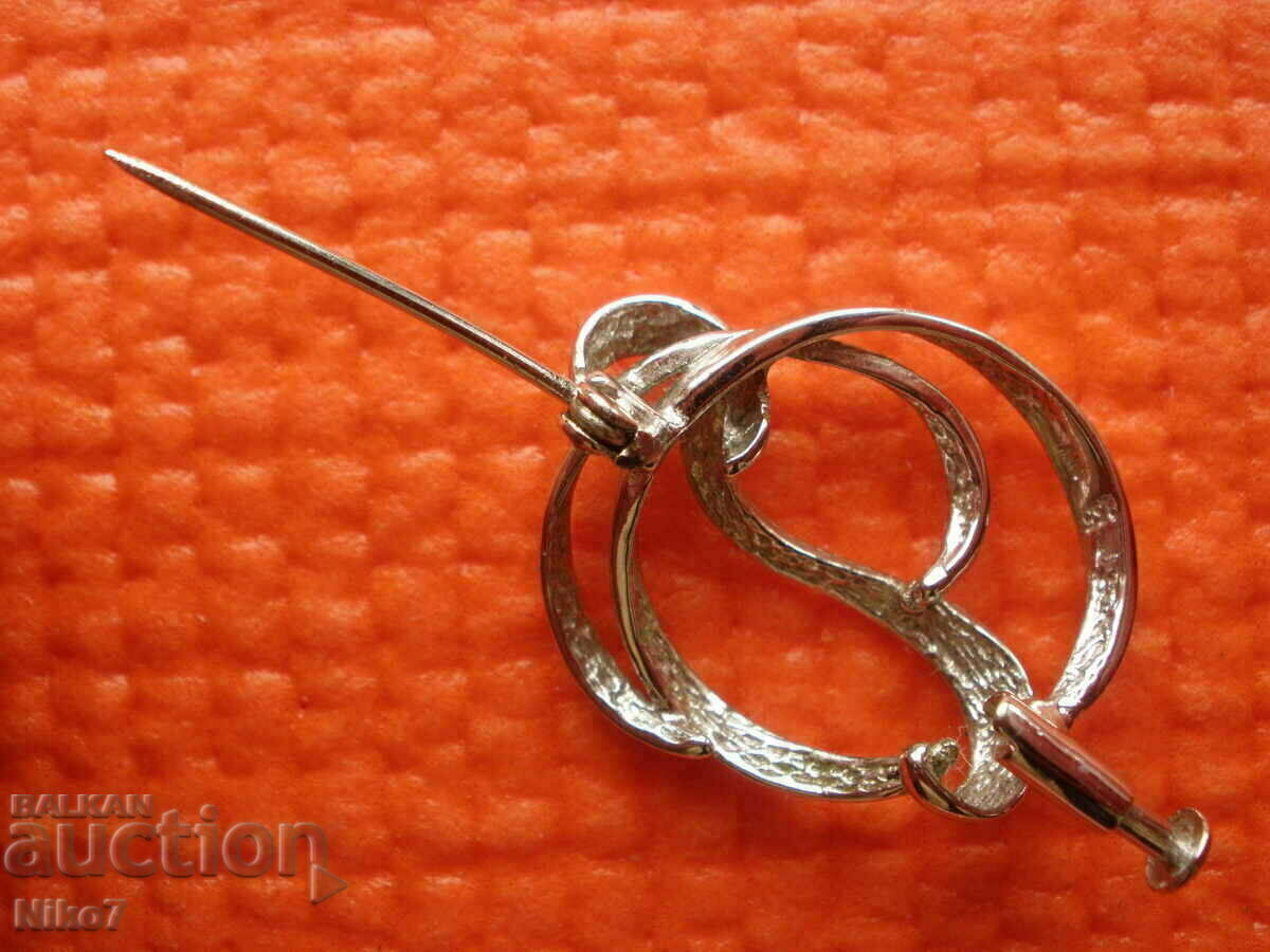 Auction Old silver brooch. Auction Old silver brooch.