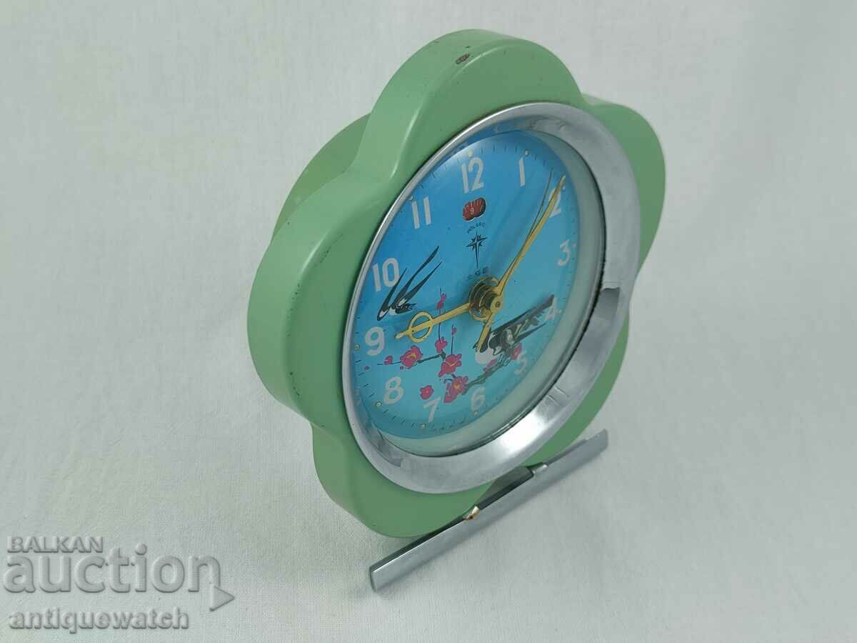 ***POLARIS*** animated alarm clock with motion