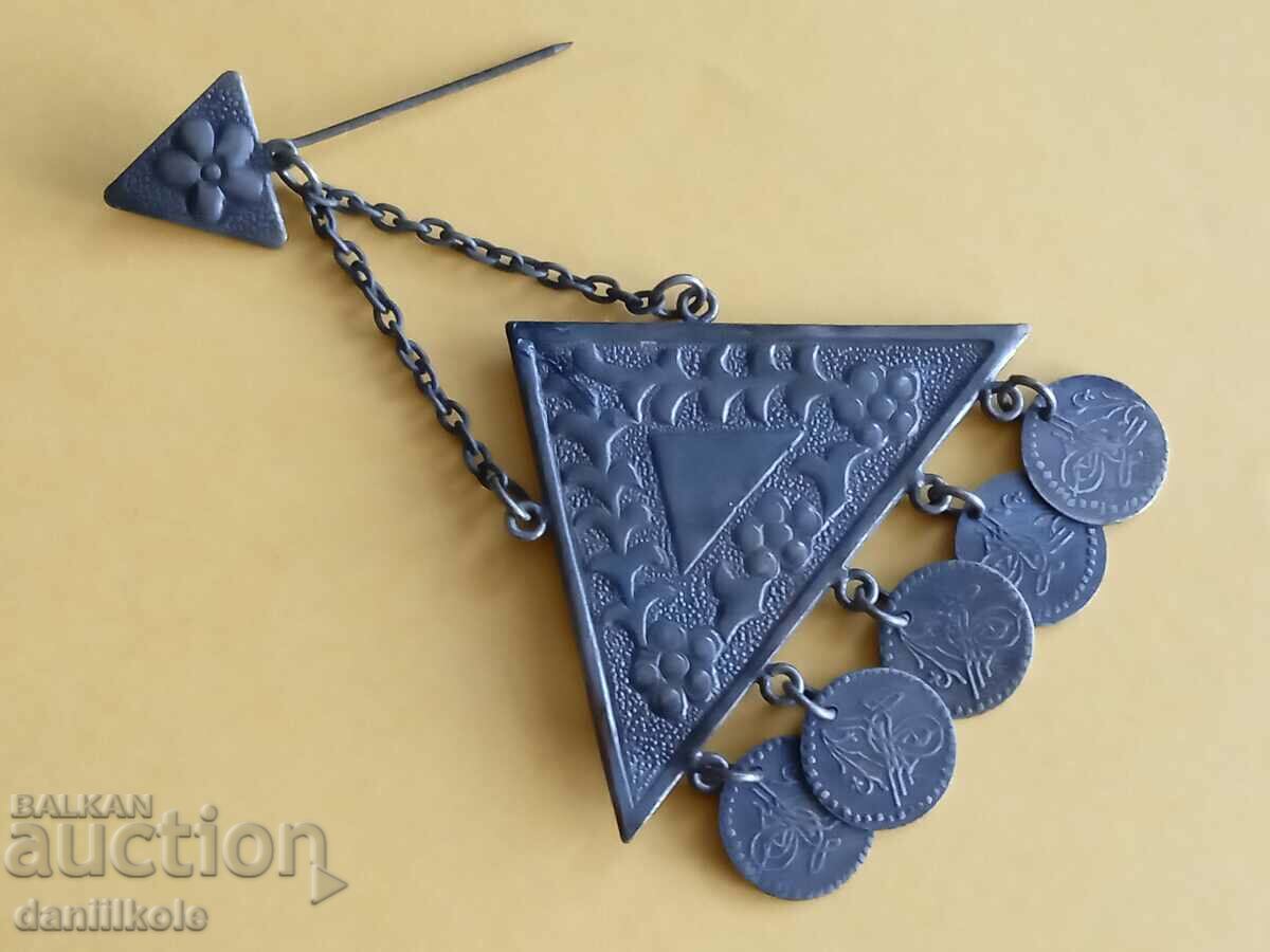 *$*Y*$* МНОГО СТАРА ТРЕПКА НА ПОВЕЧЕ ОТ 100 ГОДИНИ *$*Y*$* с цена € 49.90 | 97.60 лв. *$*Y*$* МНОГО СТАРА ТРЕПКА НА ПОВЕЧЕ ОТ 100 ГОДИНИ *$*Y*$* с цена € 49.90 | 97.60 лв.