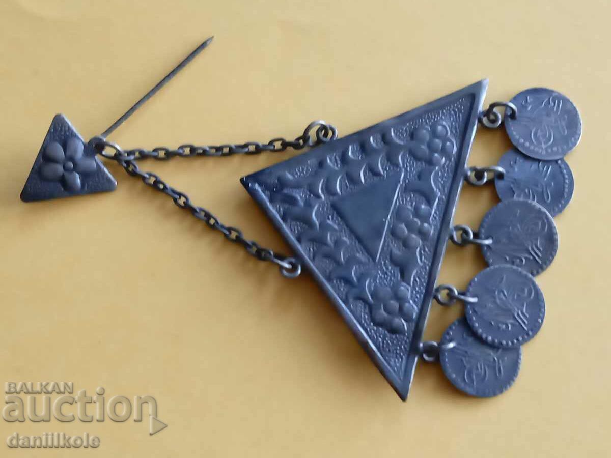 Доставка на *$*Y*$* МНОГО СТАРА ТРЕПКА НА ПОВЕЧЕ ОТ 100 ГОДИНИ *$*Y*$* Доставка на *$*Y*$* МНОГО СТАРА ТРЕПКА НА ПОВЕЧЕ ОТ 100 ГОДИНИ *$*Y*$*