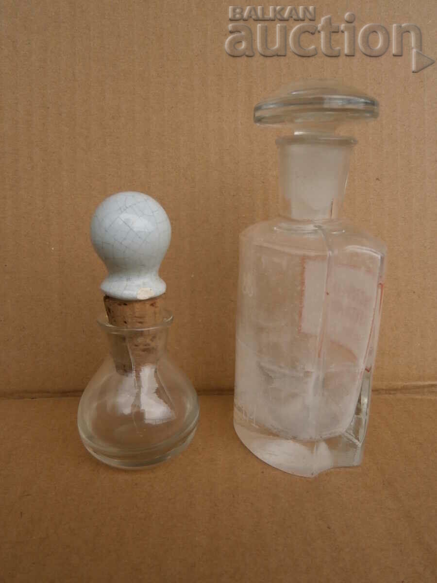 Delivery of Old medicinal bottle of medicine Delivery of Old medicinal bottle of medicine