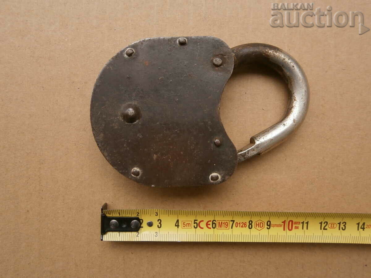 Licitație lacătul vechi Licitație lacătul vechi