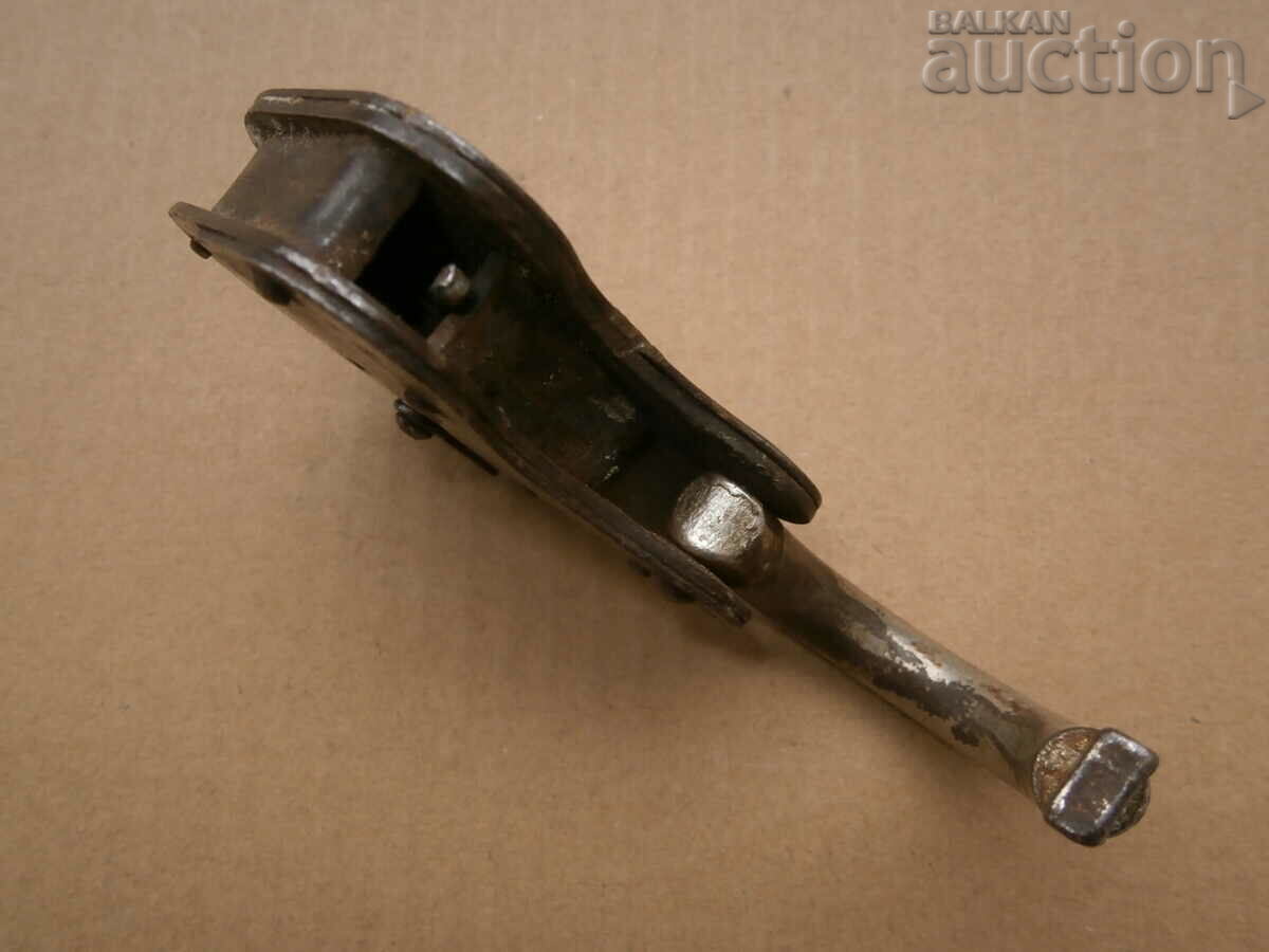 lacătul vechi - 5 lacătul vechi - 5