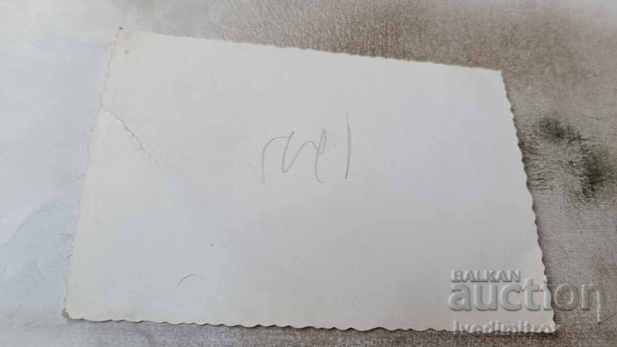 Photo Man in shorts with price 1.45 BGN | € 0.74 Photo Man in shorts with price 1.45 BGN | € 0.74