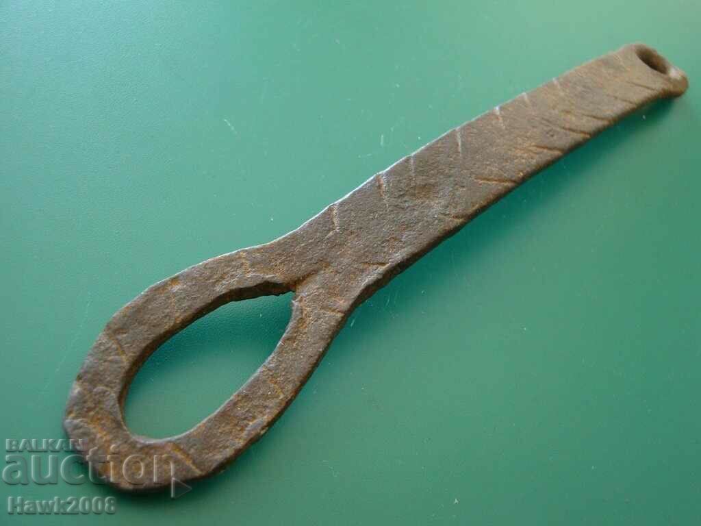 Antique Wrought Iron Latch Lock Mandala Surme for Antique Gate with price 17.00 BGN | € 8.69