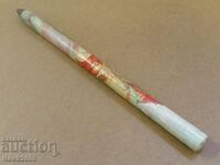 Un creion rusesc din lemn imens și unic de mare