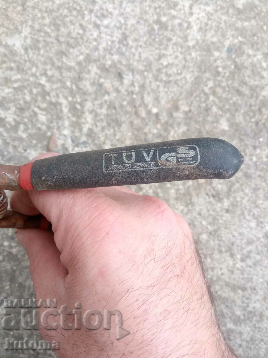 Licitație foarfece de tăiat via