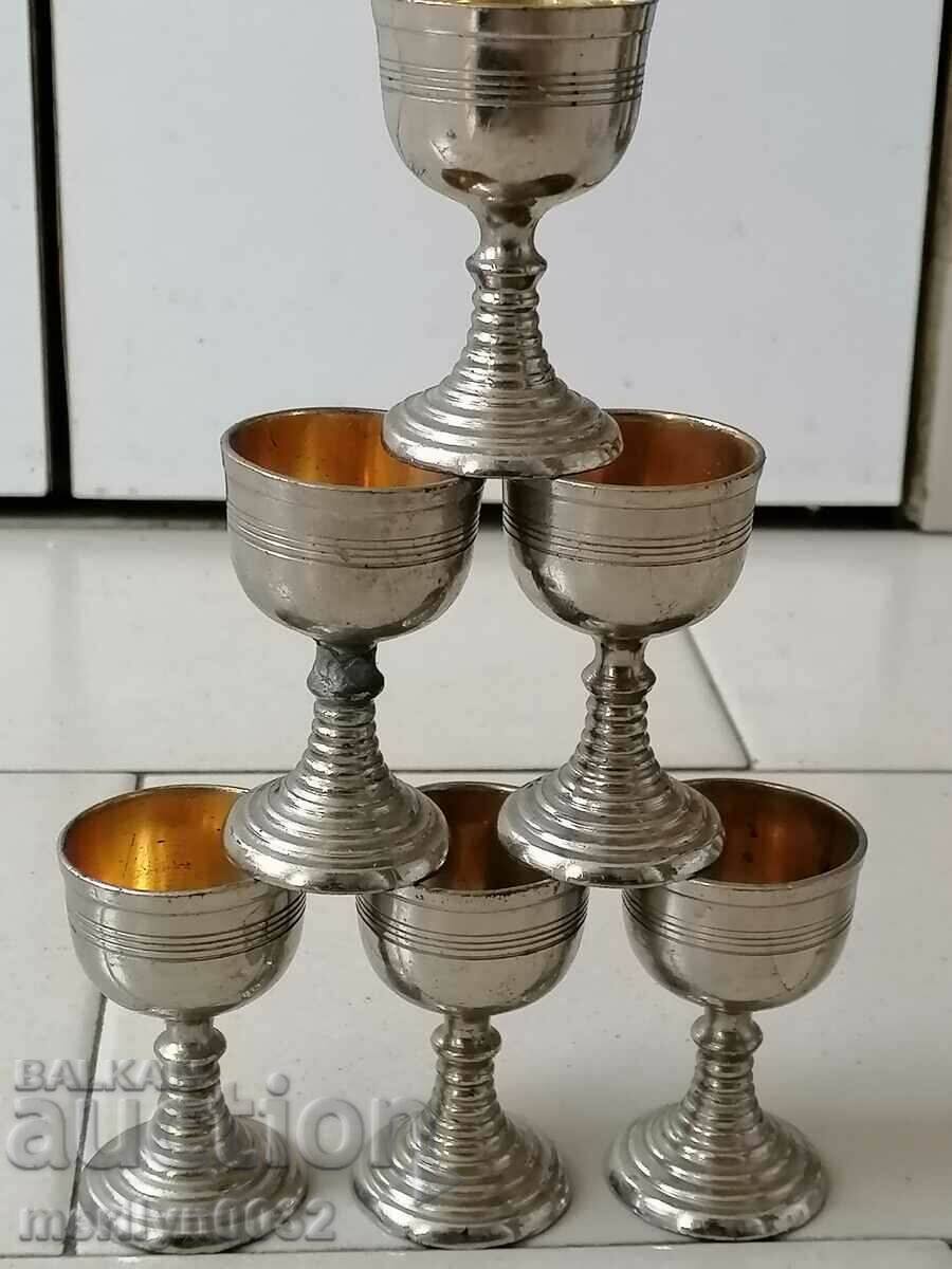 Аукцион 6 бр. Стари чаши за алкохол чаша сервиз Аукцион 6 бр. Стари чаши за алкохол чаша сервиз