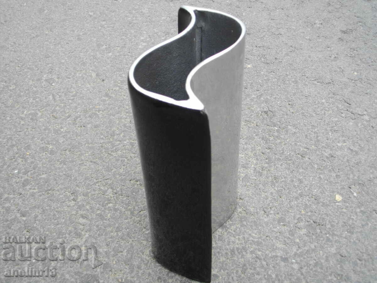 ALUMINUM VASE ALUMINUM VASE