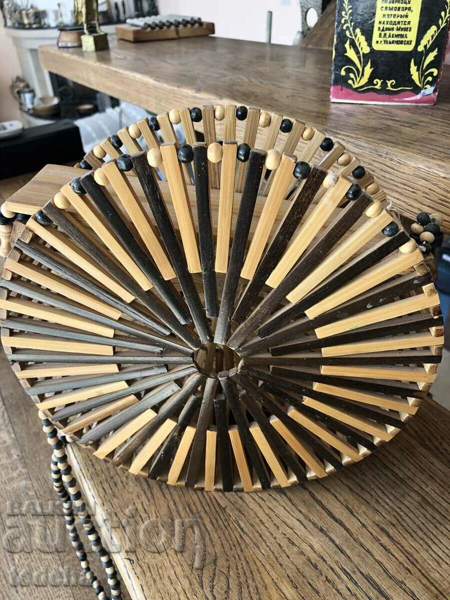 UNIQUE WOODEN WOMEN'S BAG with price 30.00 BGN | € 15.34 UNIQUE WOODEN WOMEN'S BAG with price 30.00 BGN | € 15.34