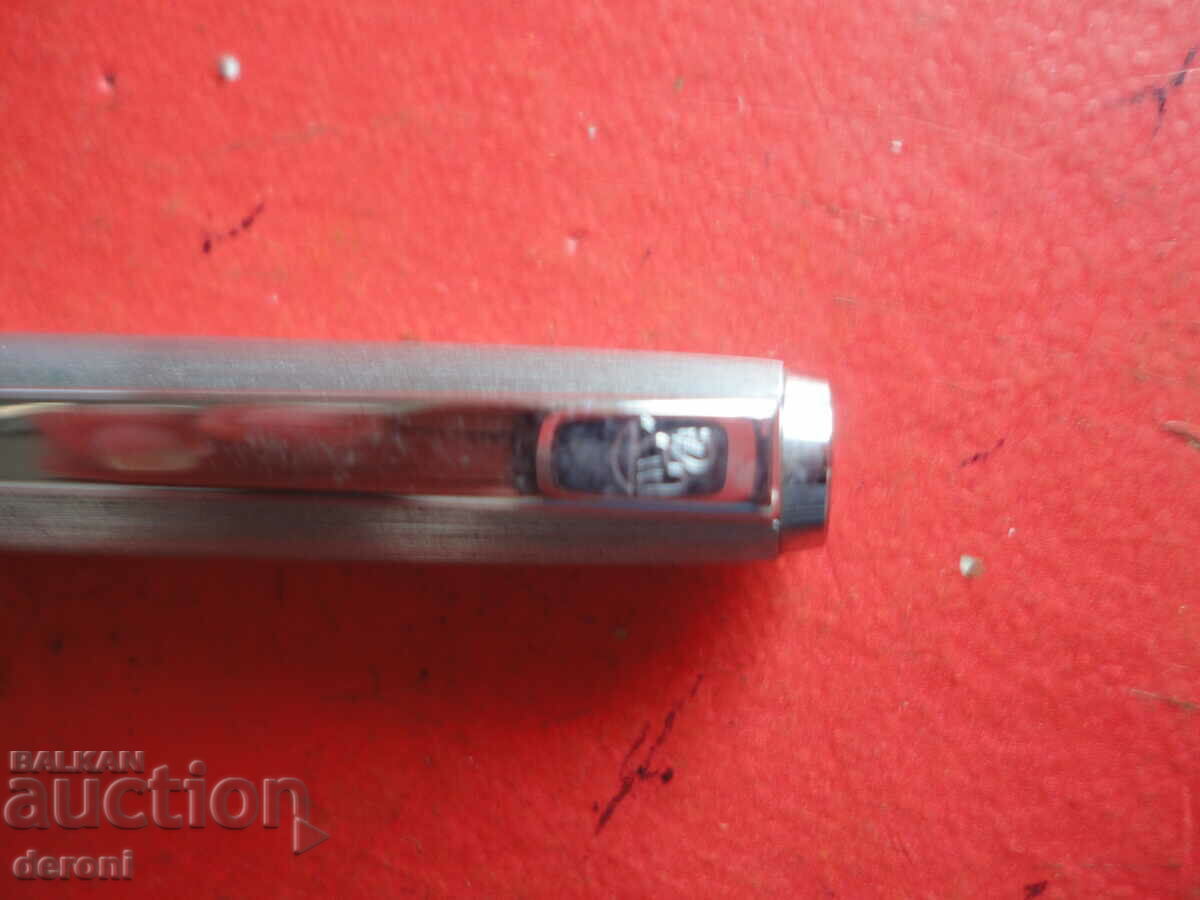 Great Pelikan 6 Pen with price 190.00 BGN | € 97.15 Great Pelikan 6 Pen with price 190.00 BGN | € 97.15