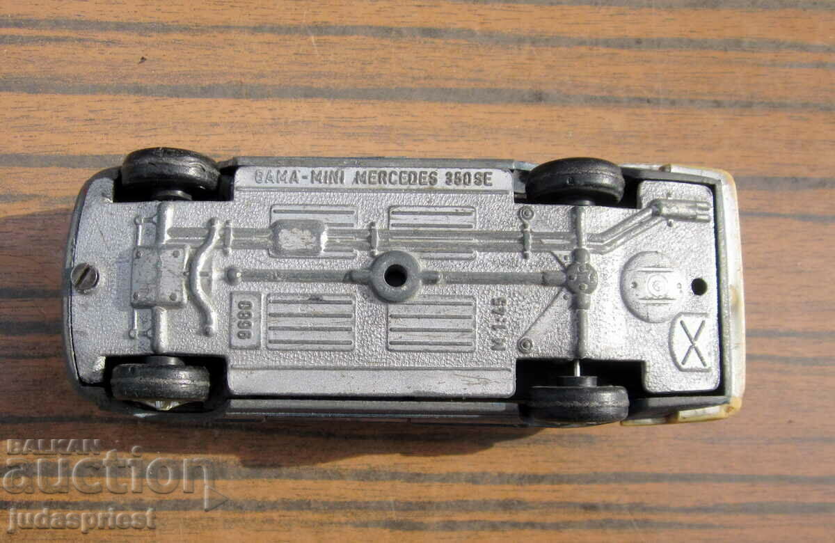 old metal toy car GAMA MINI MERCEDES 350 SE - 6