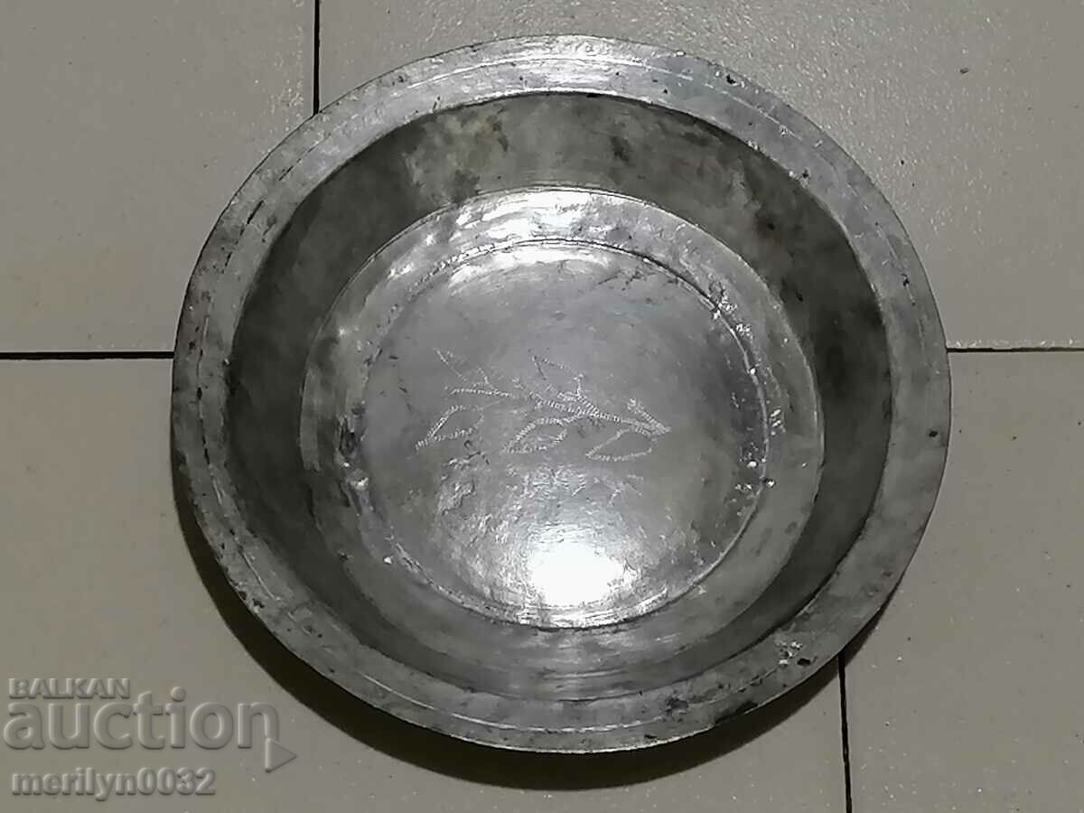 Auction Old copper sahan, baker, bowl, plate, tass Auction Old copper sahan, baker, bowl, plate, tass