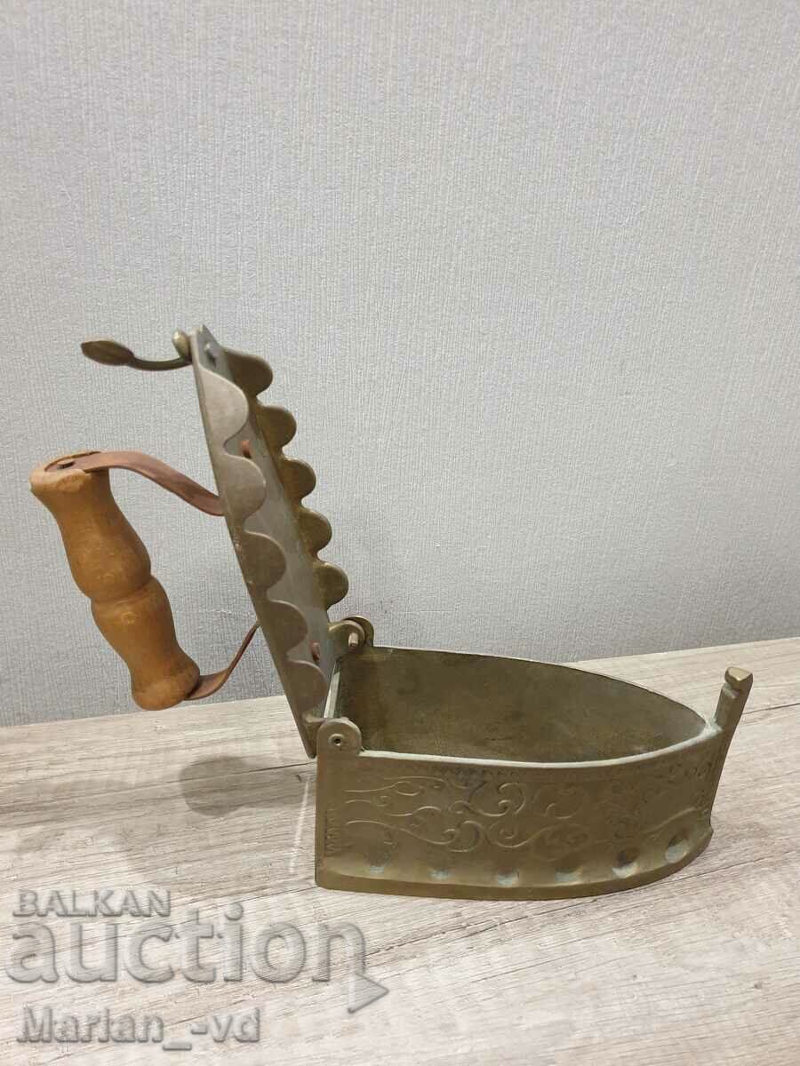 Δημοπρασία Παλιό χάλκινο σίδηρο Δημοπρασία Παλιό χάλκινο σίδηρο