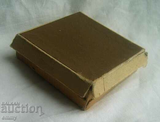 Livrarea Semnul insignei SKDA - Comitetul Sportiv al Armatelor Amicale