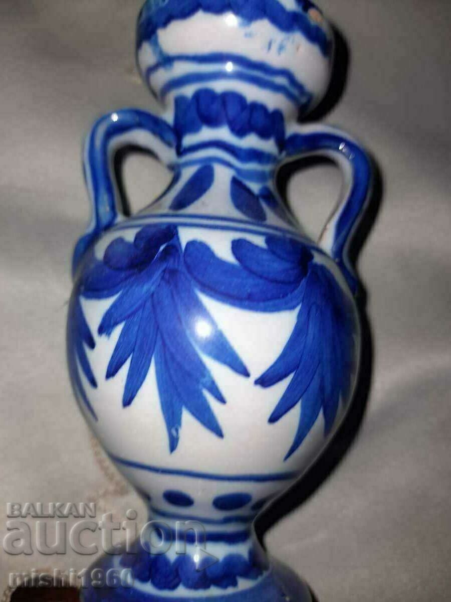 Delivery of Ceramic vase Delivery of Ceramic vase