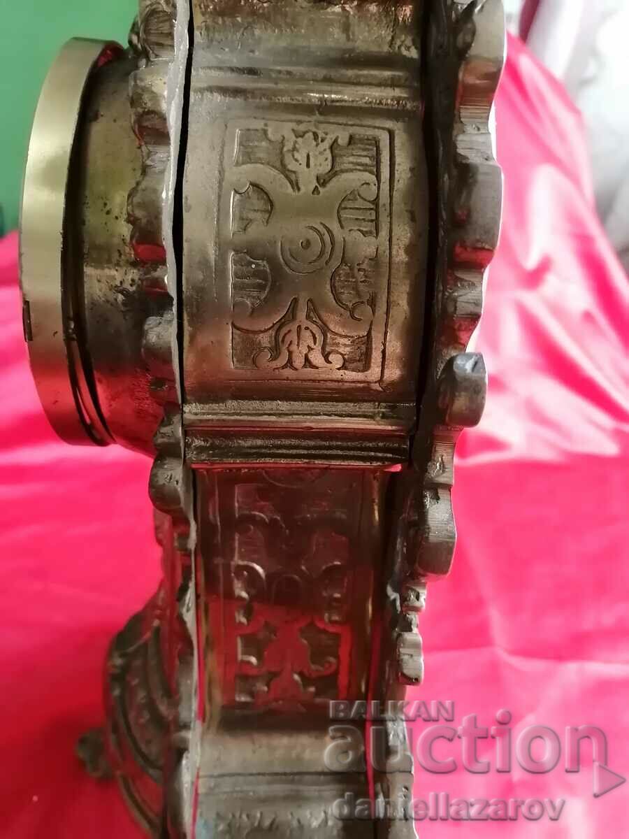 Delivery of Old Table Bronze Baroque Mantel Clock Delivery of Old Table Bronze Baroque Mantel Clock