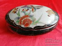 Roql SATSUMA Old Japanese Porcelain Jewelry Box