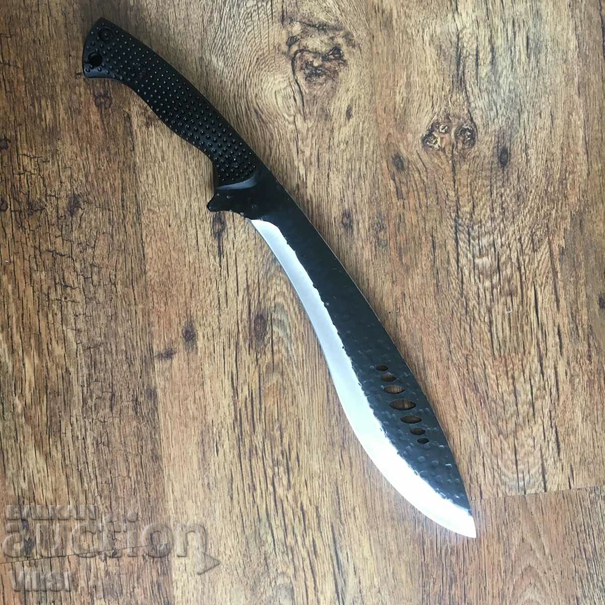 Massive kukri fultang with G10 handle 490x310 mm/black/ with price 67.50 BGN | € 34.51 Massive kukri fultang with G10 handle 490x310 mm/black/ with price 67.50 BGN | € 34.51