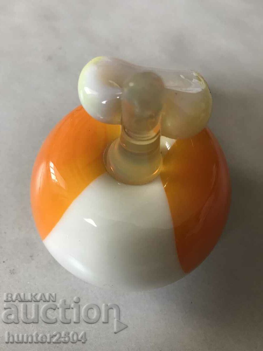 Paperweight Apple-10 cm with price 29.95 BGN | € 15.31 Paperweight Apple-10 cm with price 29.95 BGN | € 15.31