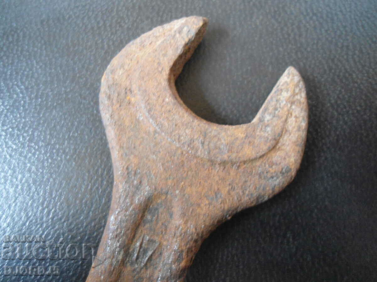 Old key 17-19, "Petko Denev" Gabrovo with price 2.00 BGN | € 1.02 Old key 17-19, "Petko Denev" Gabrovo with price 2.00 BGN | € 1.02