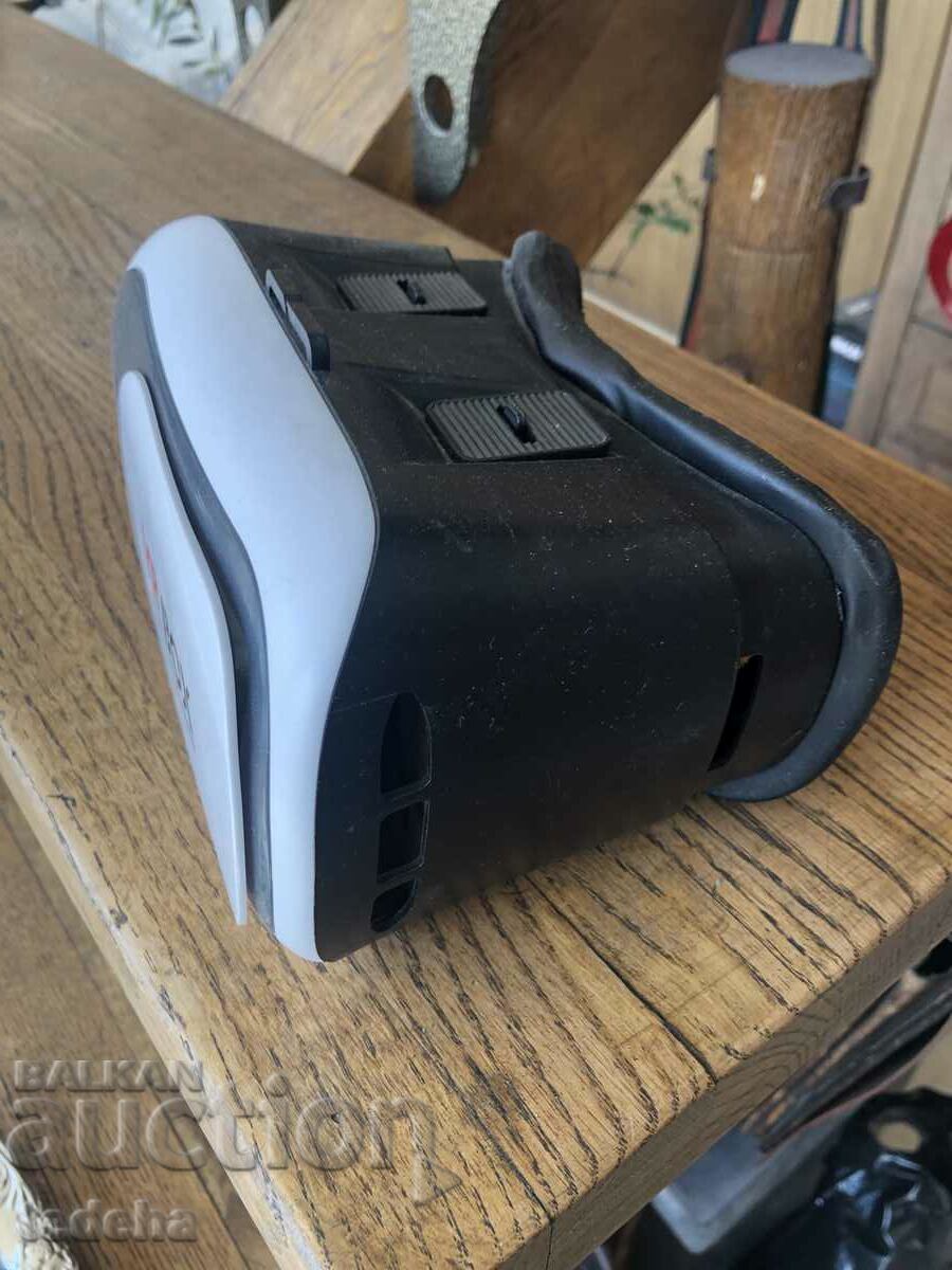 Livrarea OCHELI 3D VR BOX