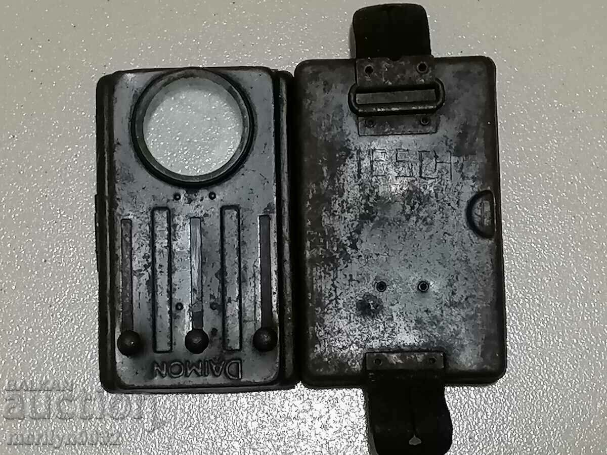Auction Old flashlight DAIMON lamp spotlight Vermakht WW2 Auction Old flashlight DAIMON lamp spotlight Vermakht WW2