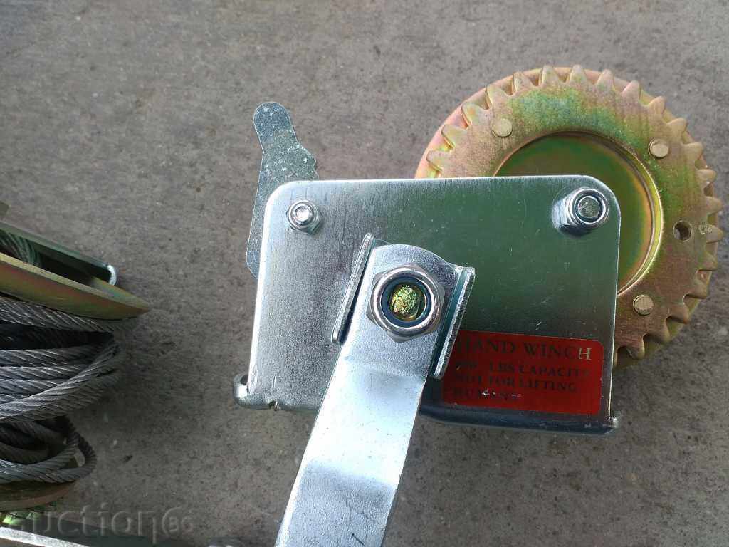 Auction Hand winch 2500LB with 10m steel rope Auction Hand winch 2500LB with 10m steel rope