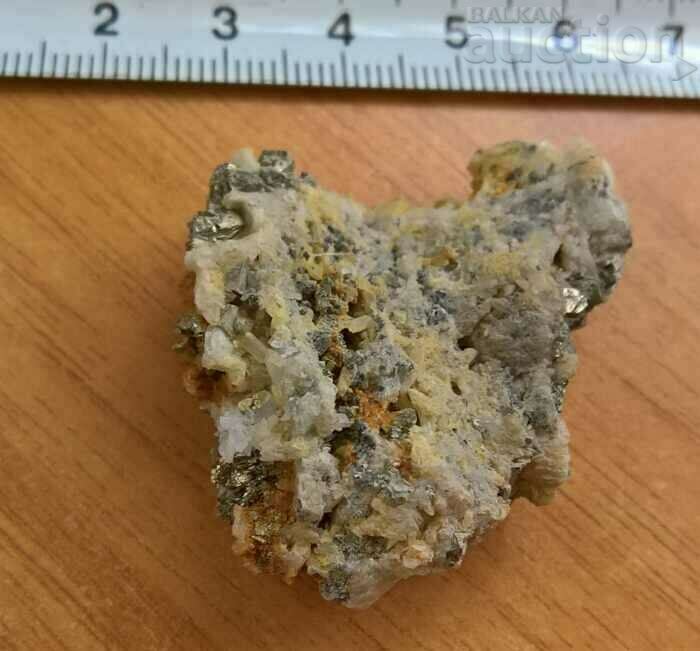 Минерал камък галенит пирит натурален образец