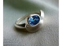 Silver ring with natural Ceylon sapphire