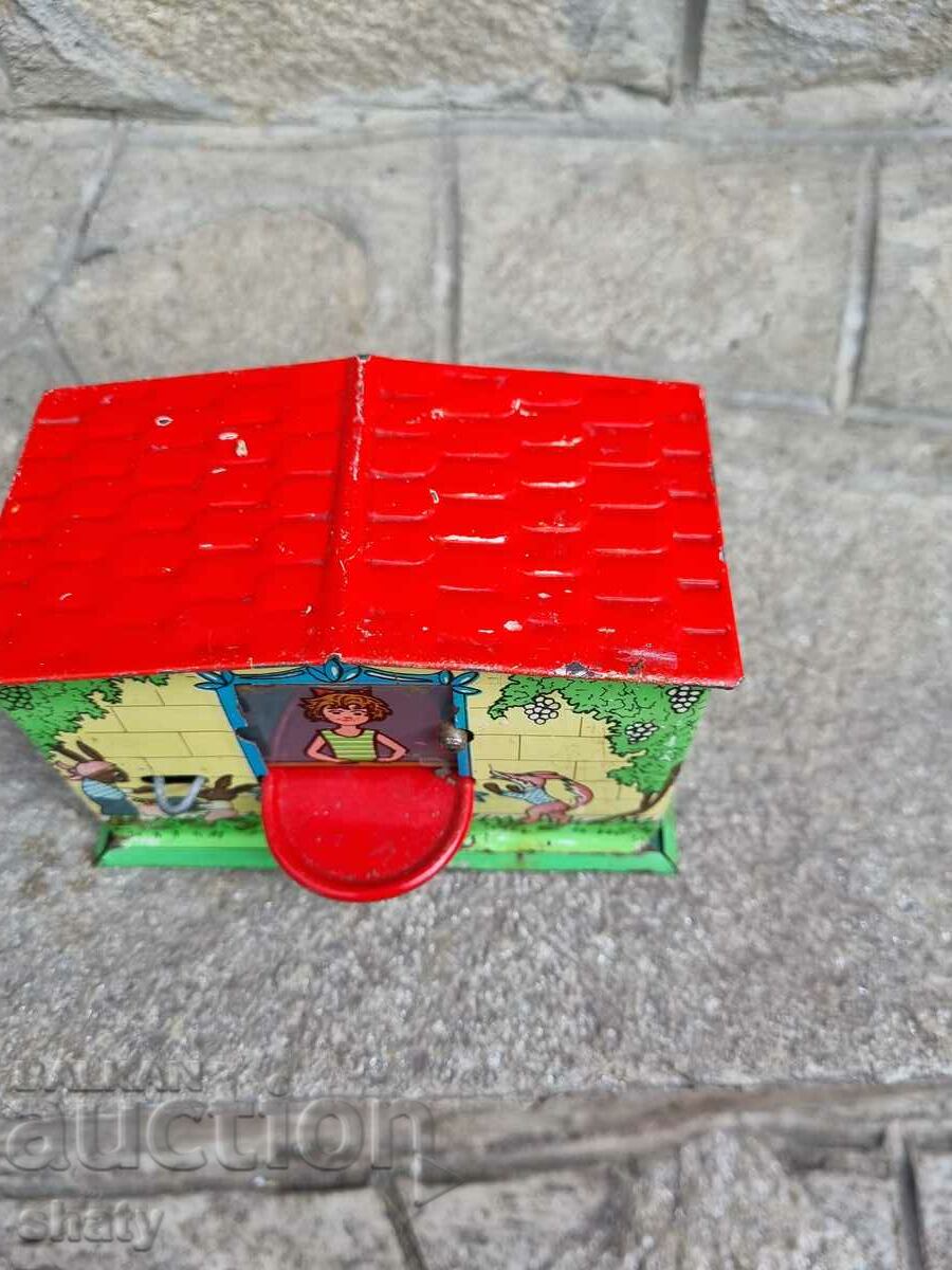 Auction  Old metal money box