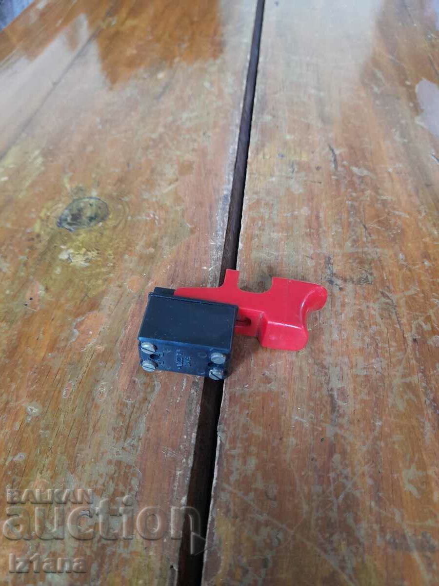 Παλιό κλειδί τρυπανιού