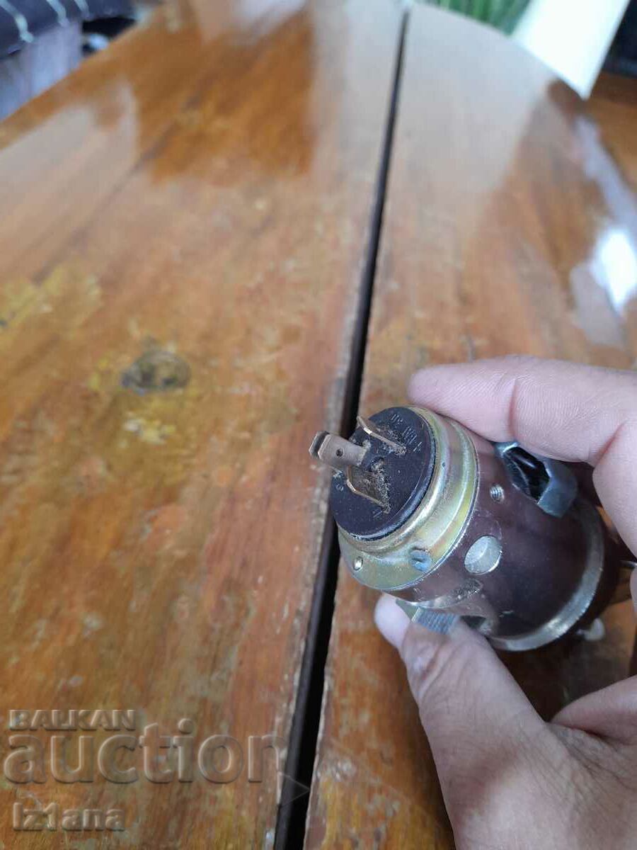 Delivery of Old Neiman ignition switch Delivery of Old Neiman ignition switch