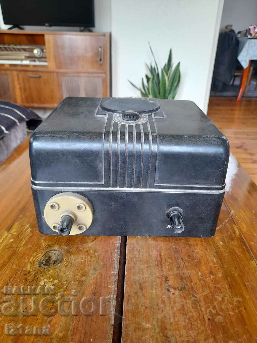 Old Voltmeter C50 - 5 Old Voltmeter C50 - 5