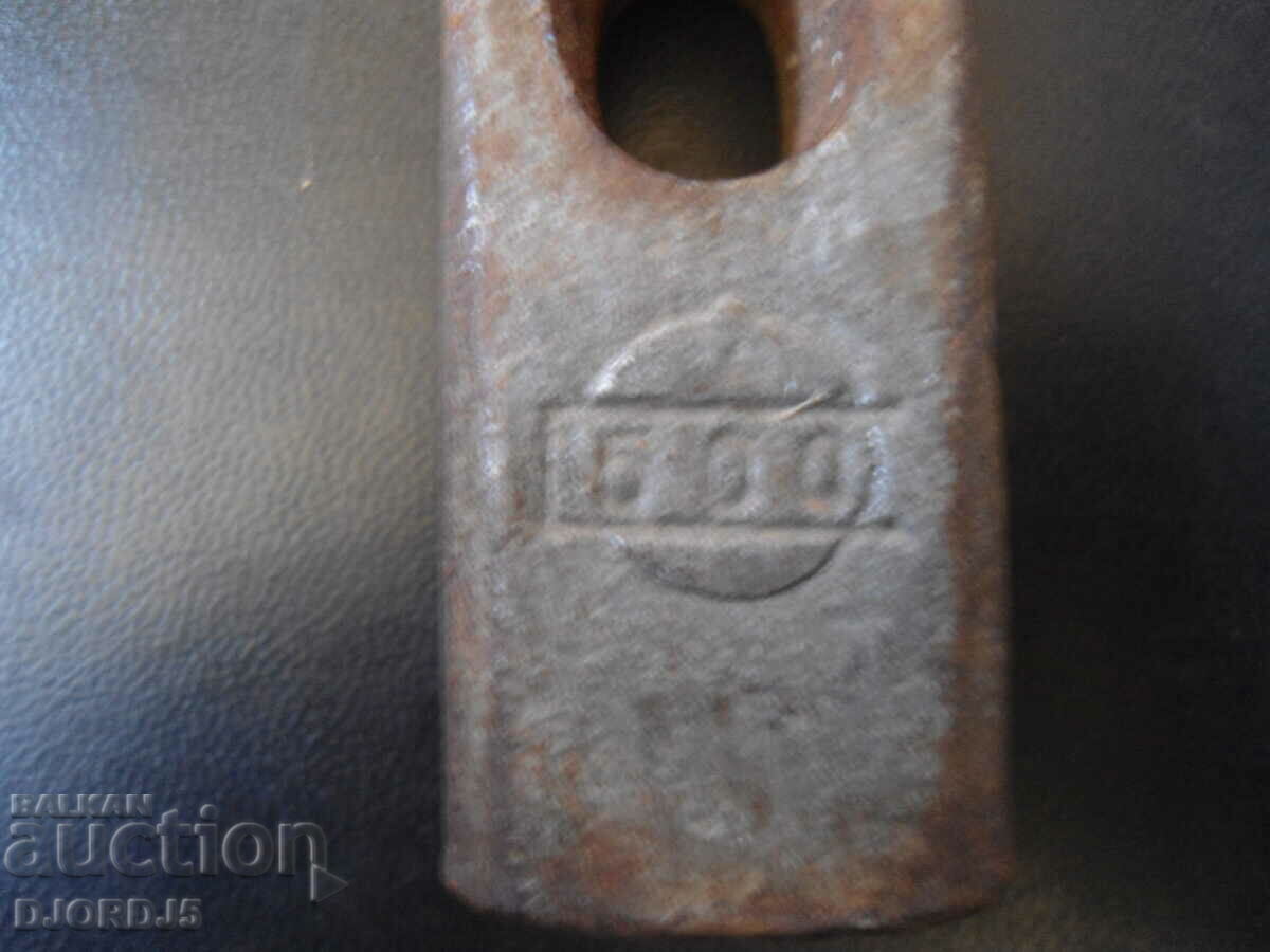 Old hammer, markings with price 5.00 BGN | € 2.56 Old hammer, markings with price 5.00 BGN | € 2.56