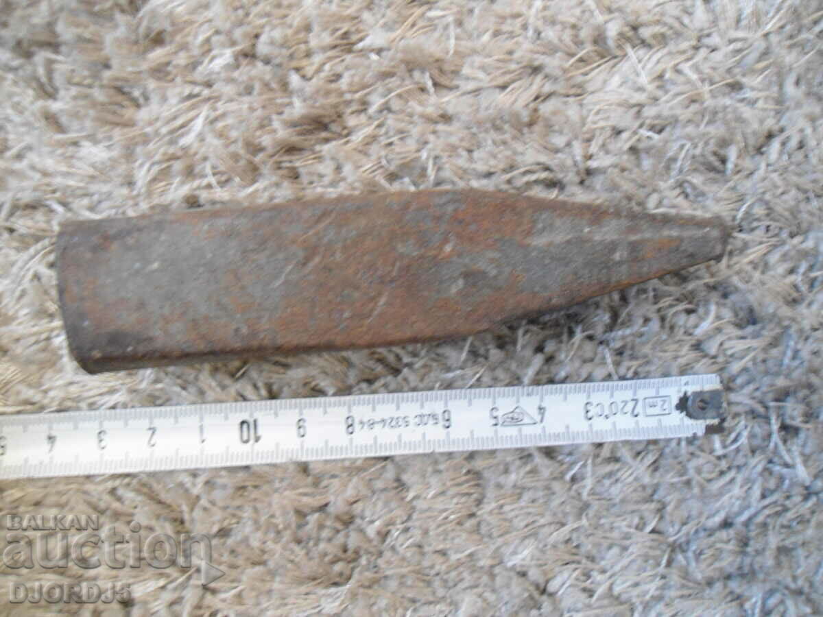 Old hammer, markings - 5 Old hammer, markings - 5