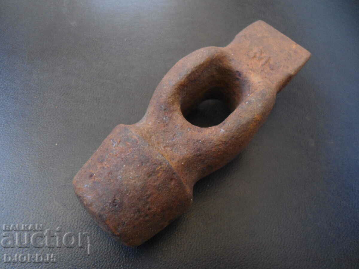 Delivery of Old specialty hammer, markings Delivery of Old specialty hammer, markings
