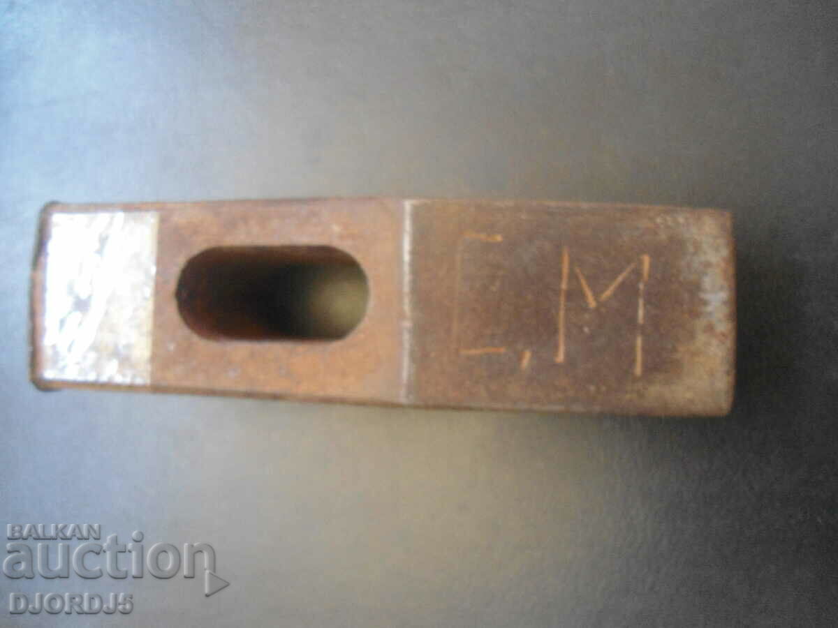Delivery of Old universal hammer, 0. 500 kg. Delivery of Old universal hammer, 0. 500 kg.
