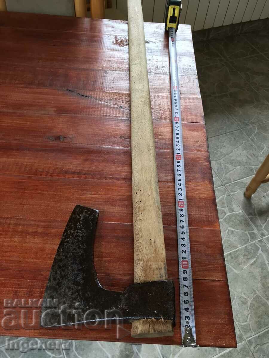 SPLITTING AX LARGE AX AX OLD TOOL with price 49.00 BGN | € 25.05 SPLITTING AX LARGE AX AX OLD TOOL with price 49.00 BGN | € 25.05