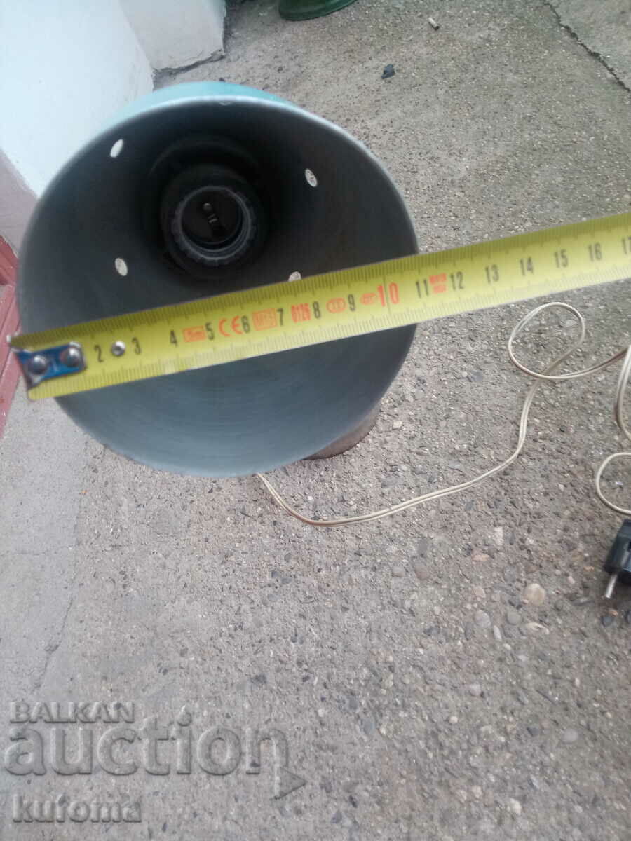 Old folding lamp with price 49.99 BGN | € 25.56