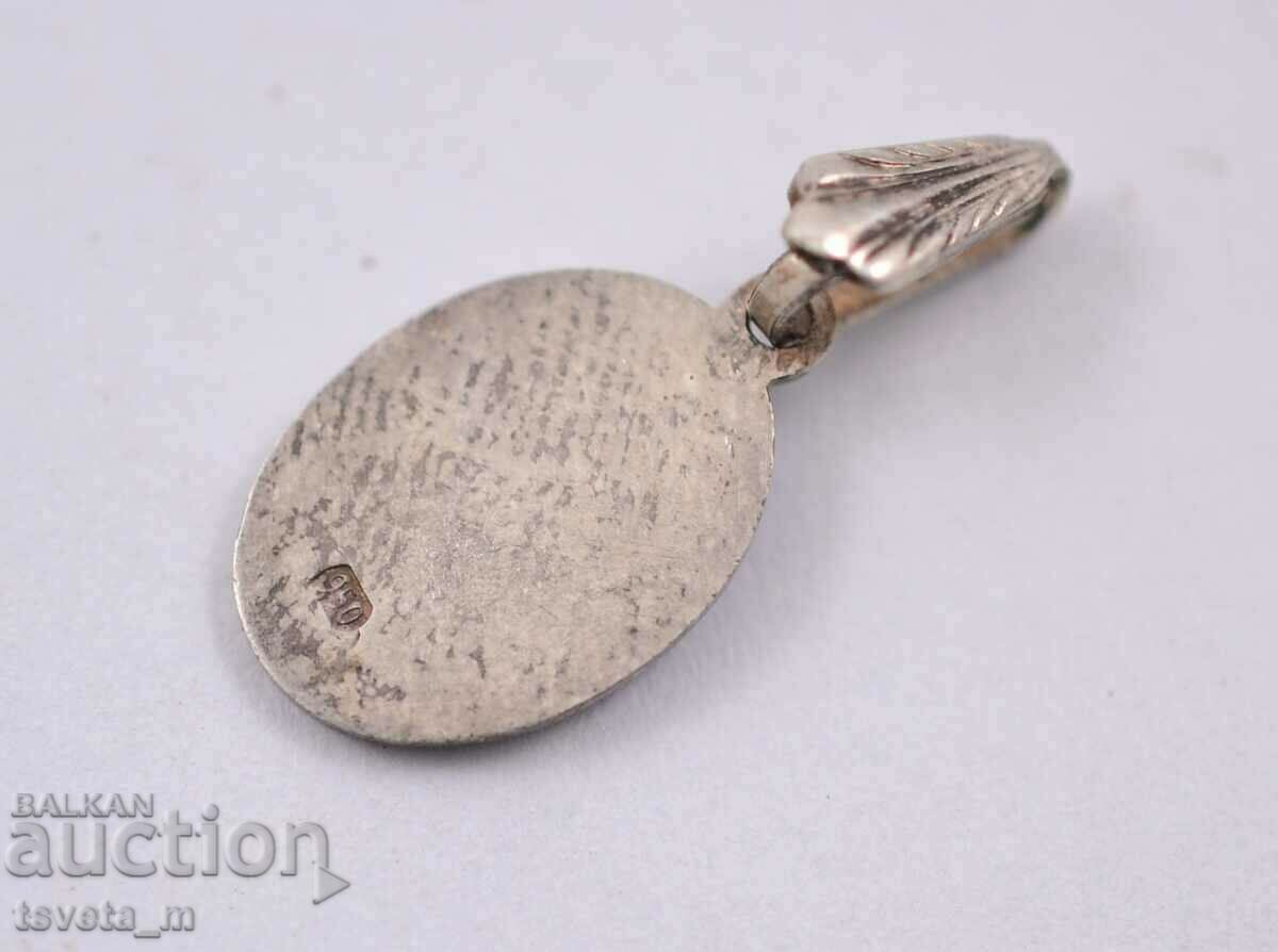 Auction Silver medallion with enamel Ag /950 Auction Silver medallion with enamel Ag /950