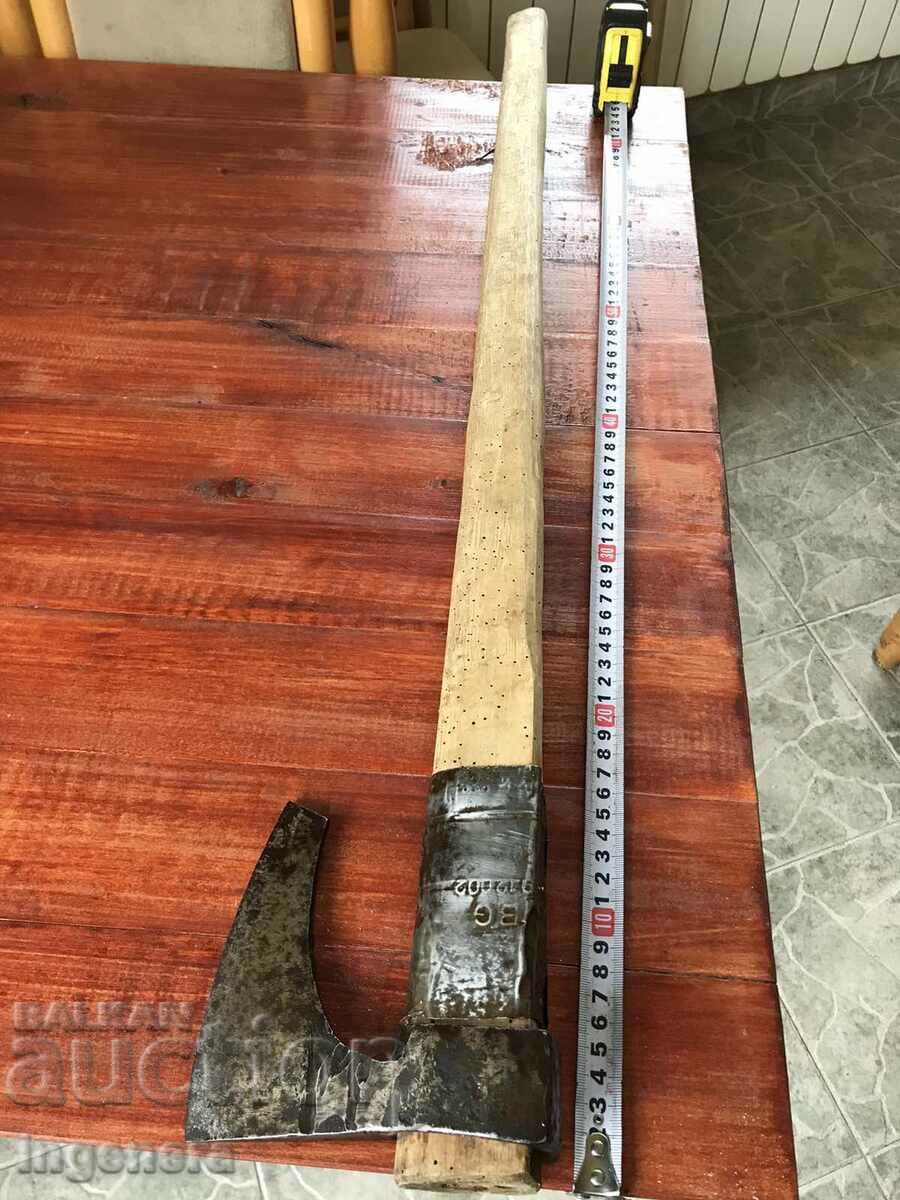 Auction SPLITTING AX LARGE AX AX OLD TOOL Auction SPLITTING AX LARGE AX AX OLD TOOL