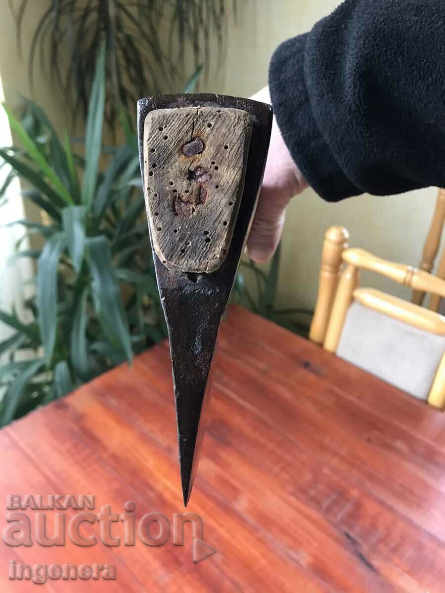 SPLITTING AX LARGE AX AX OLD TOOL - 5 SPLITTING AX LARGE AX AX OLD TOOL - 5