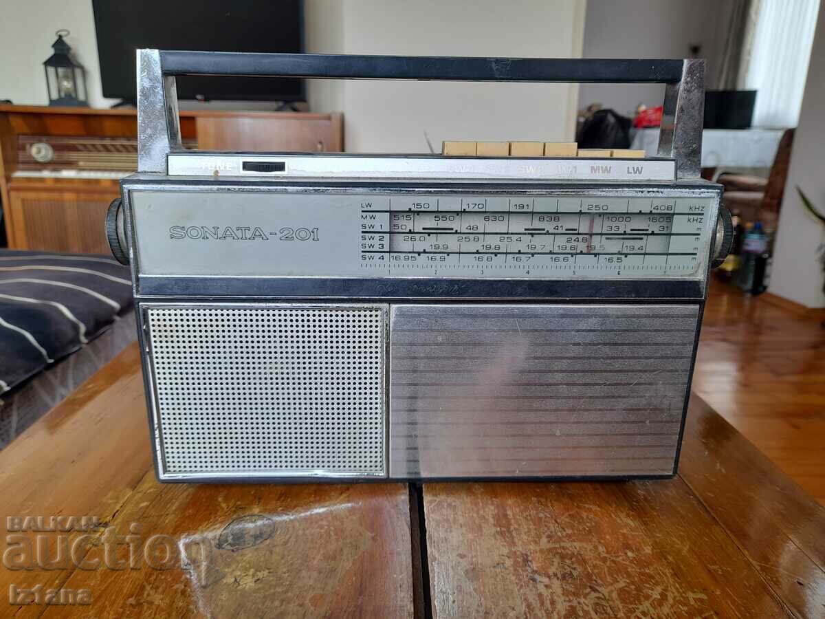 Старо радио,радиоприемник Sonata 201